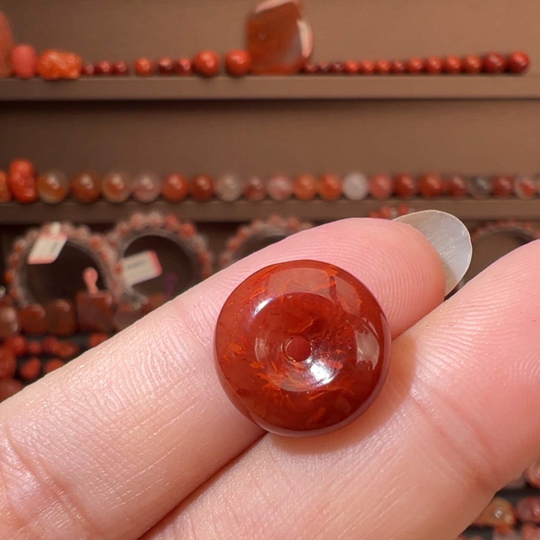 未镶嵌川料南红玛瑙火焰纹平安扣