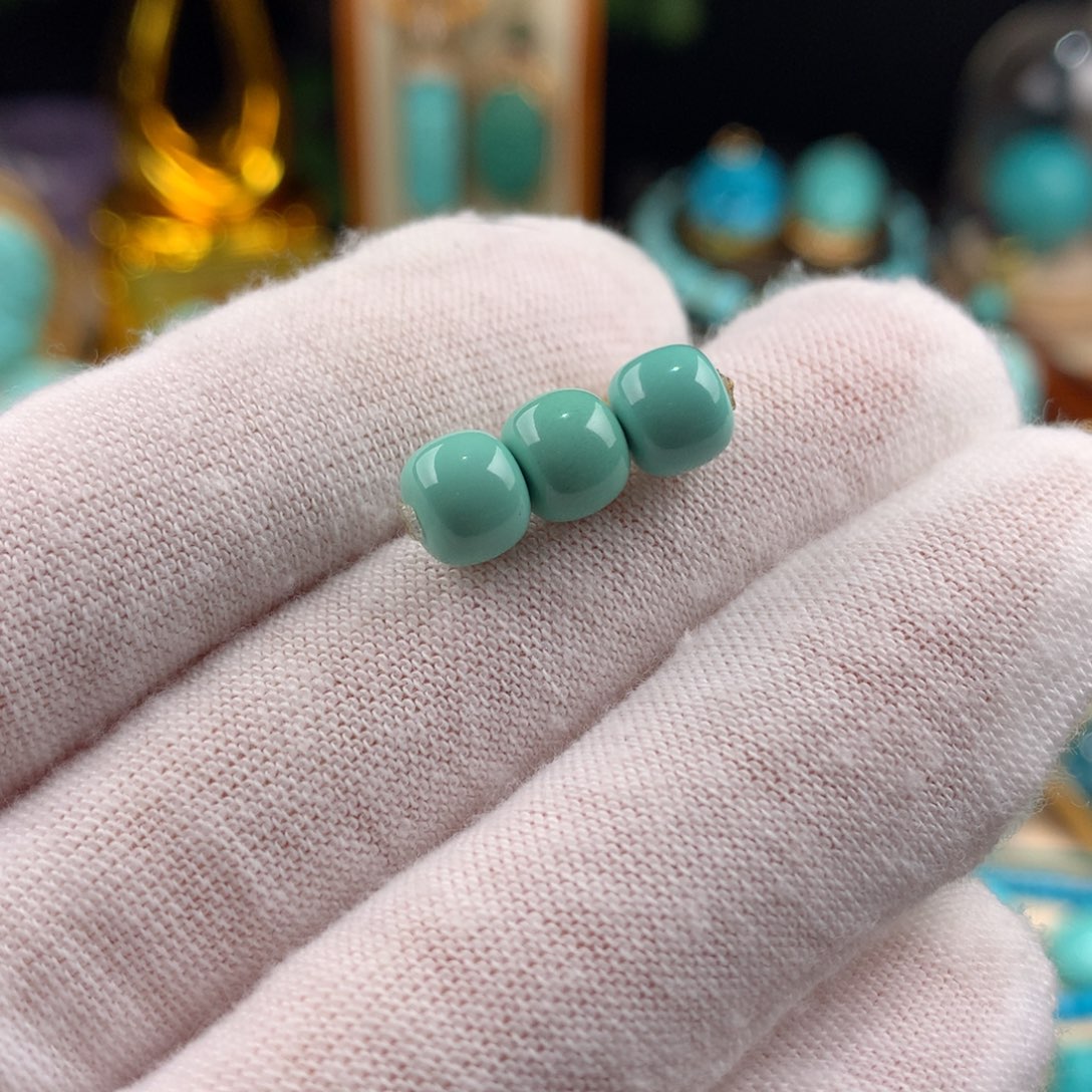 绿松石未镶嵌三连珠卡7