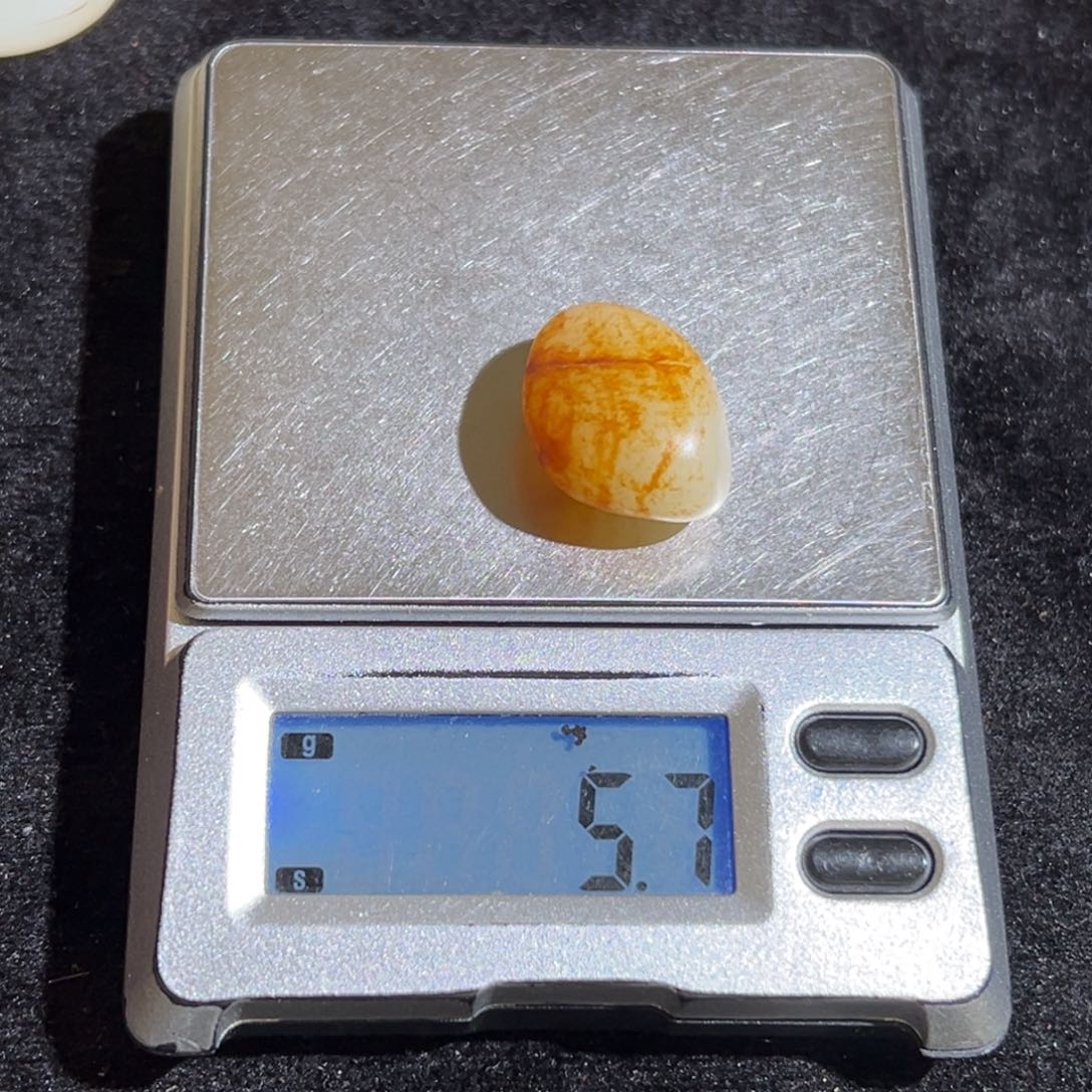 和田玉未镶嵌珠宝半成品