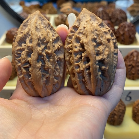 桃核把件东北秋子173