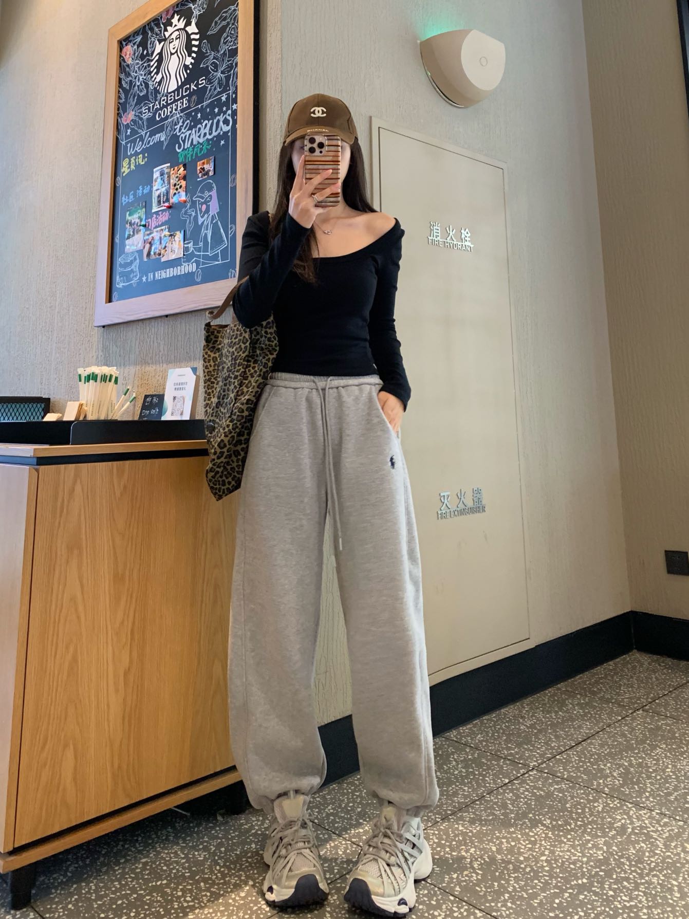 小个子一条过冬加绒加厚显高显瘦休闲运动刺绣加绒卫裤现货直发