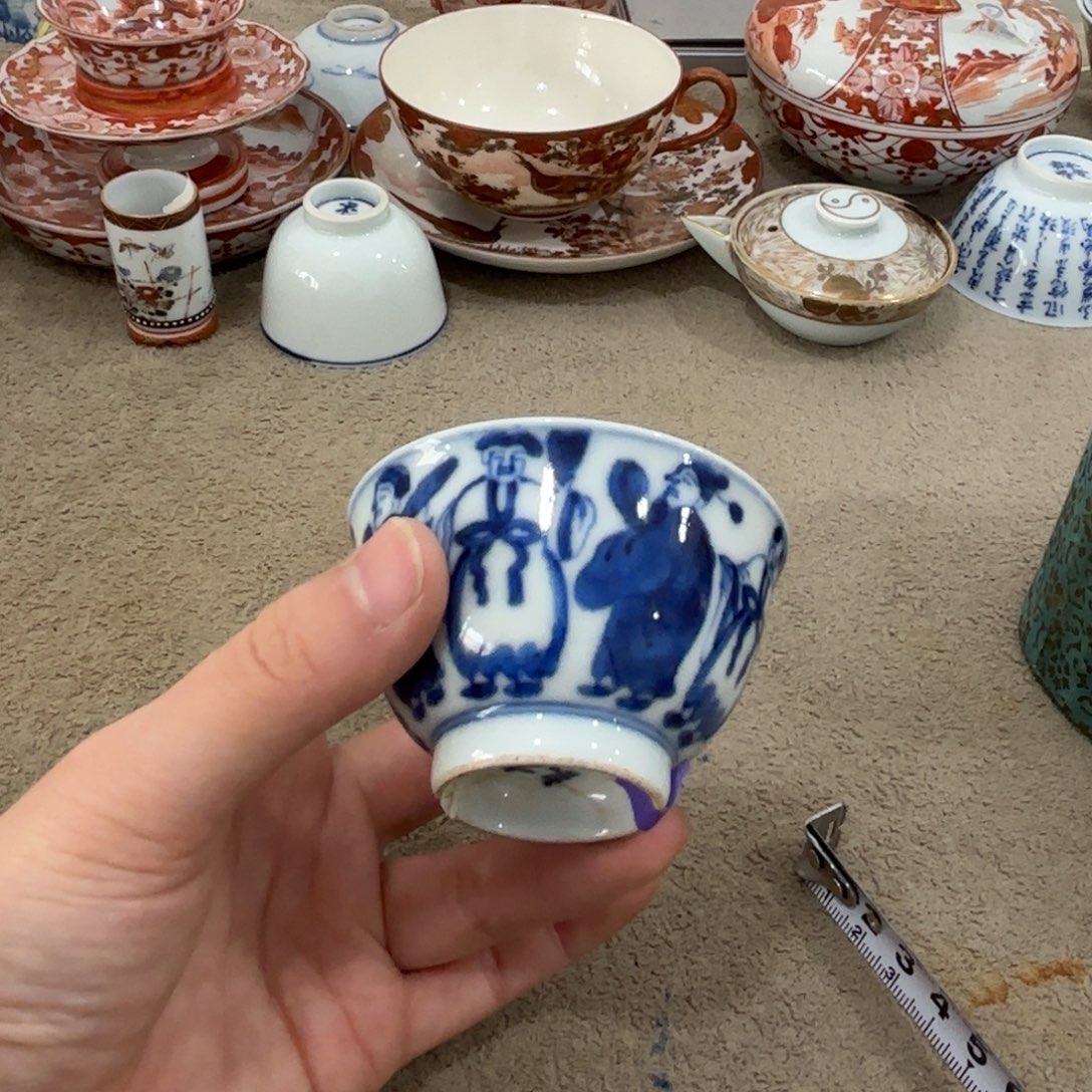 瓷片非常好看漂亮的物品 