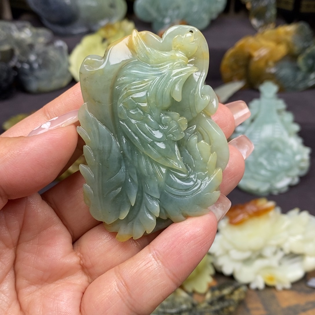 蛇纹石玉未镶嵌吊坠(赠链)