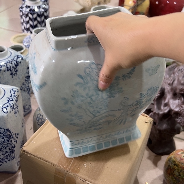 瓷片瑕。。。。。。。。。。。。。。