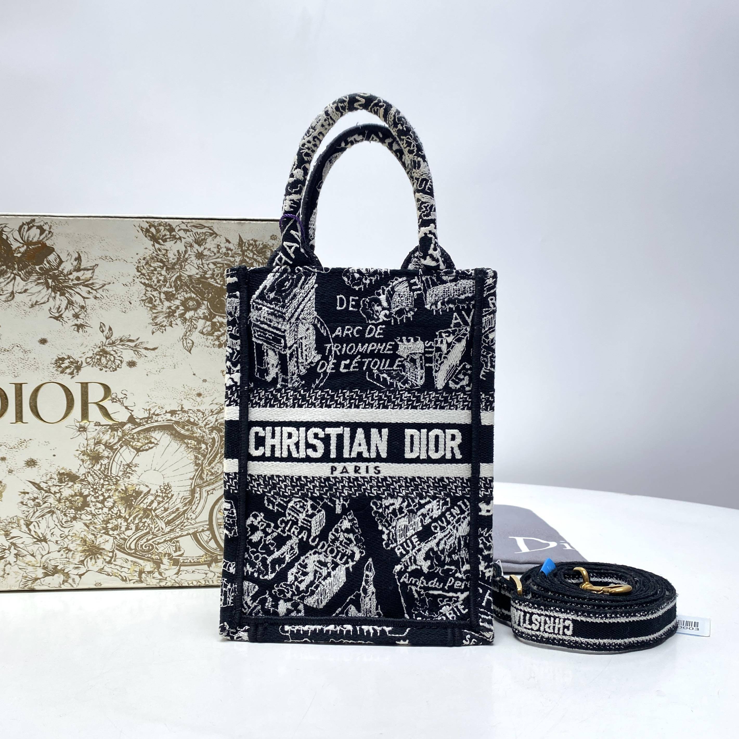 胖虎熙少/迪奥/95新/公价0/箱包/斜挎包/312501110008