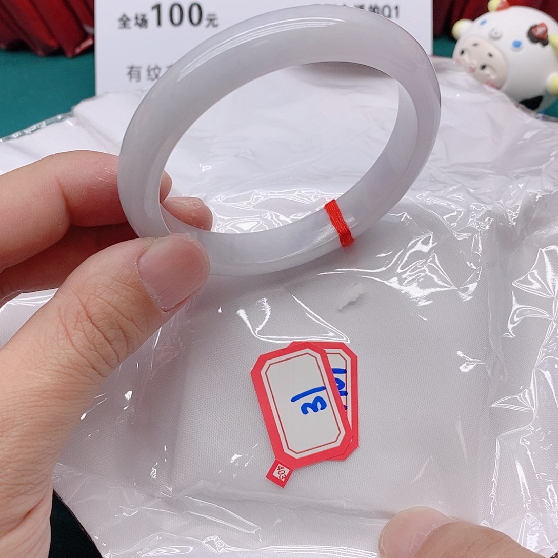 翡翠手镯未镶嵌乔*311111111111