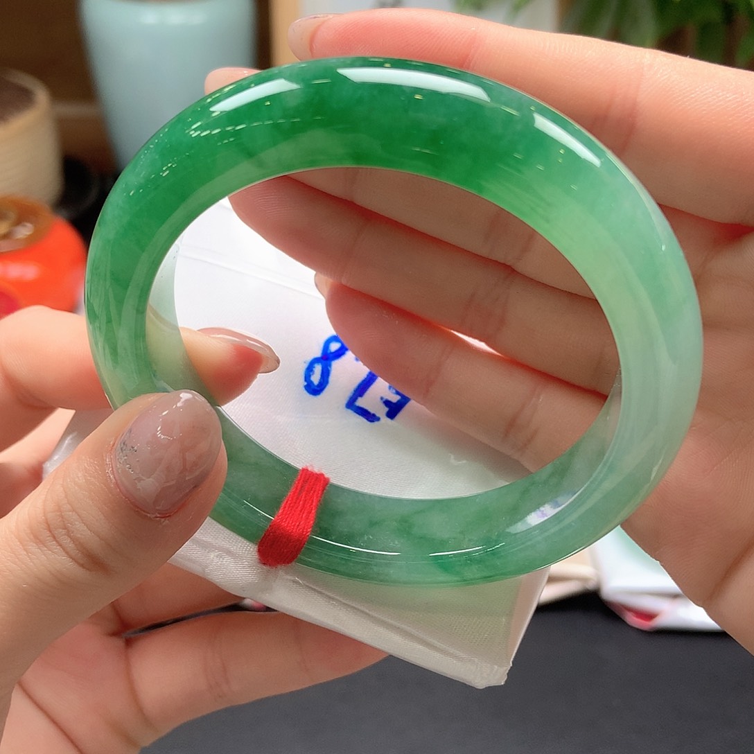 翡翠未镶嵌手镯冰阳绿满圈48号 