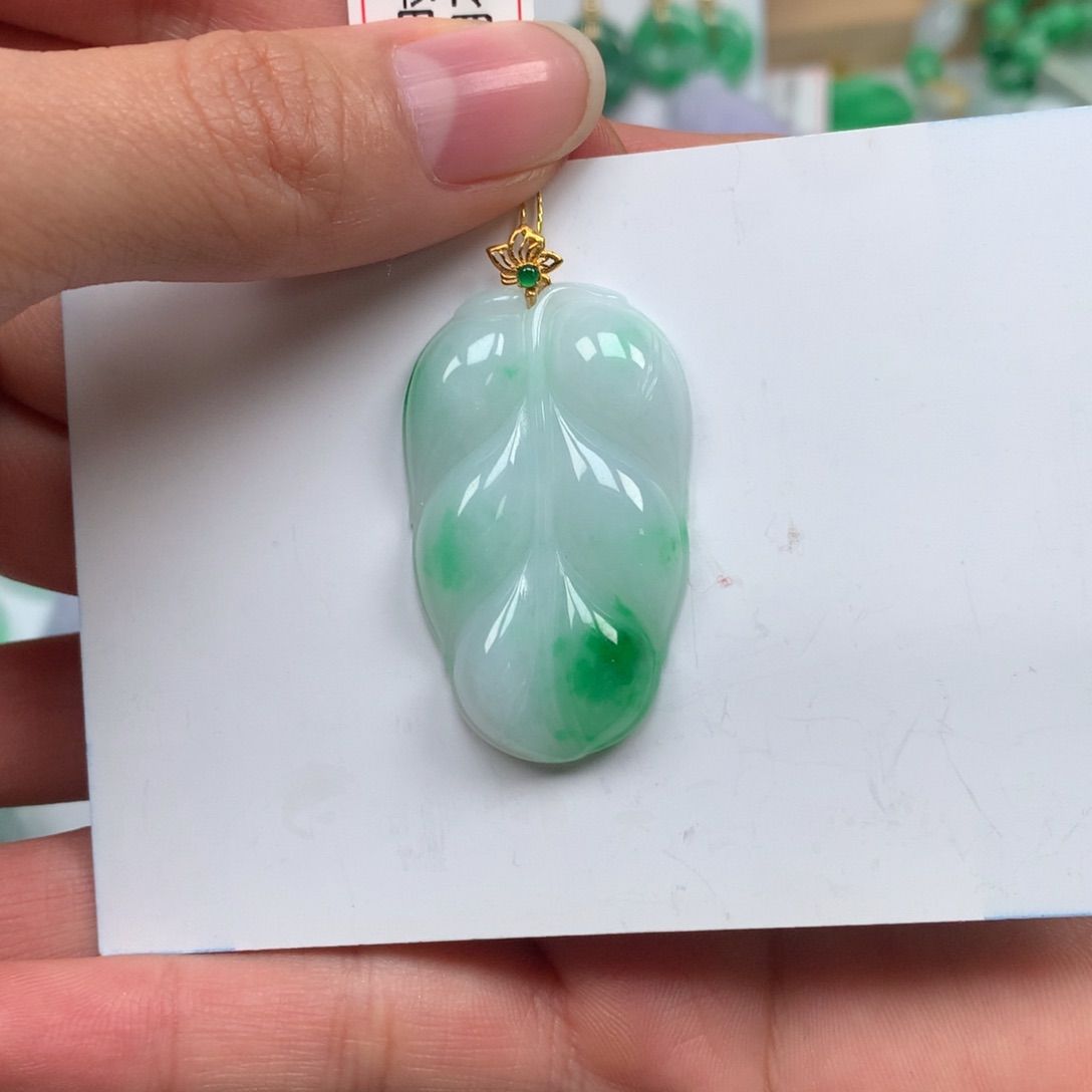 吊坠(不含链)未镶嵌翡翠王*