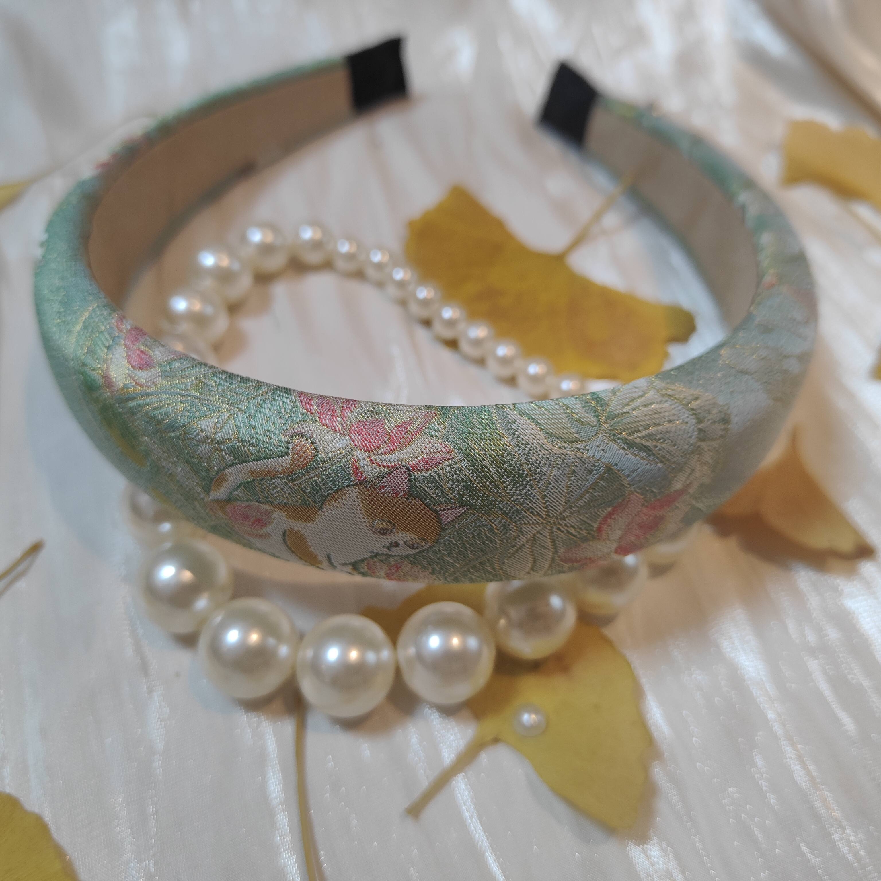 清新国风宋锦发饰 荷花猫