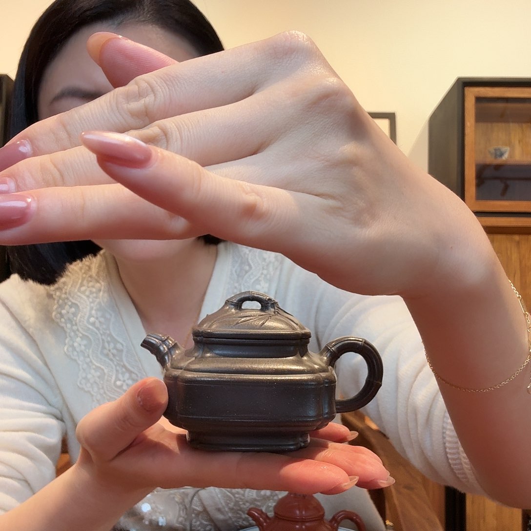 紫砂茶壶苏***?2334444455
