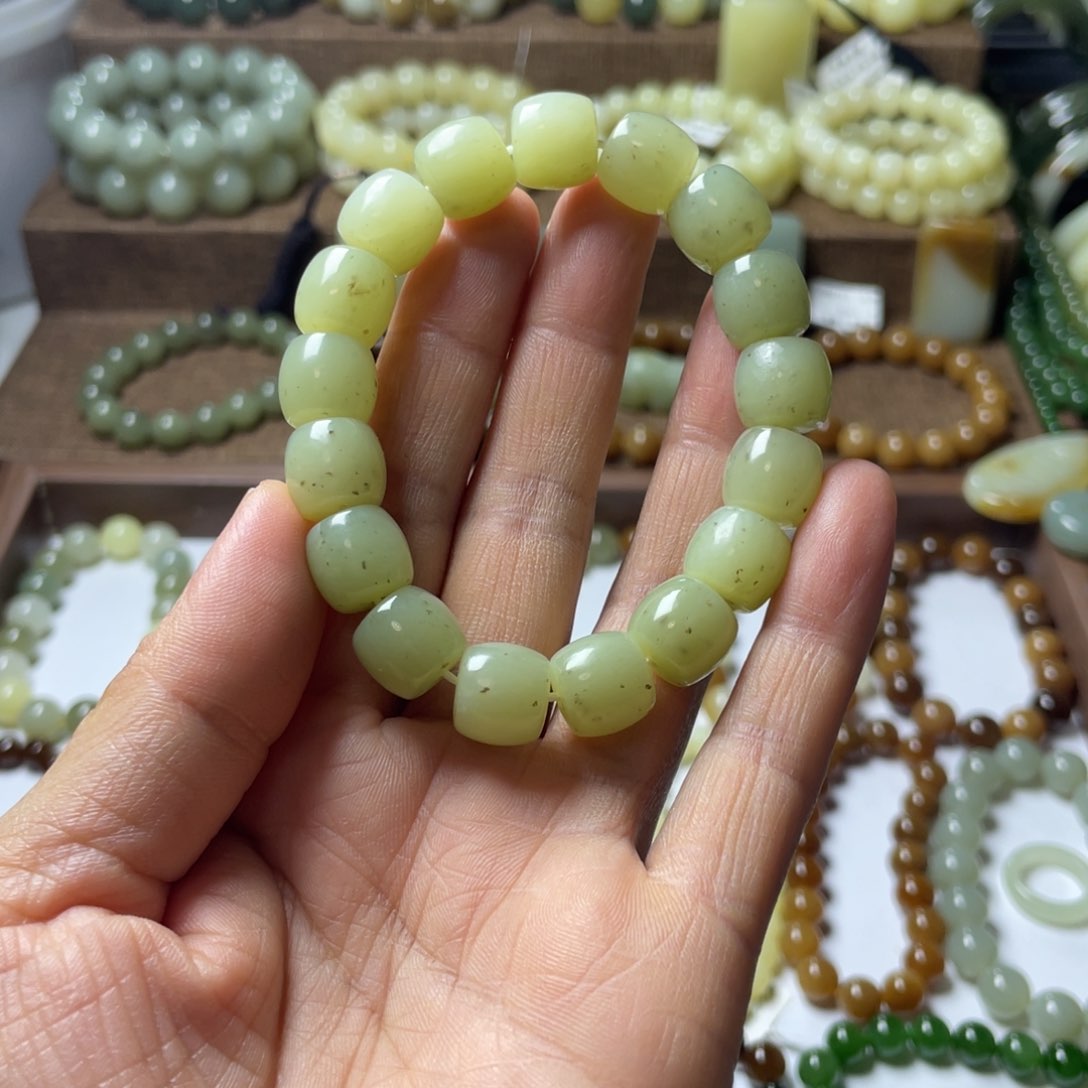 和田玉手链未镶嵌