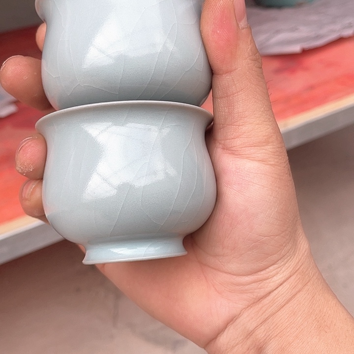 杯子a*o月白釉  小号玉兰单杯