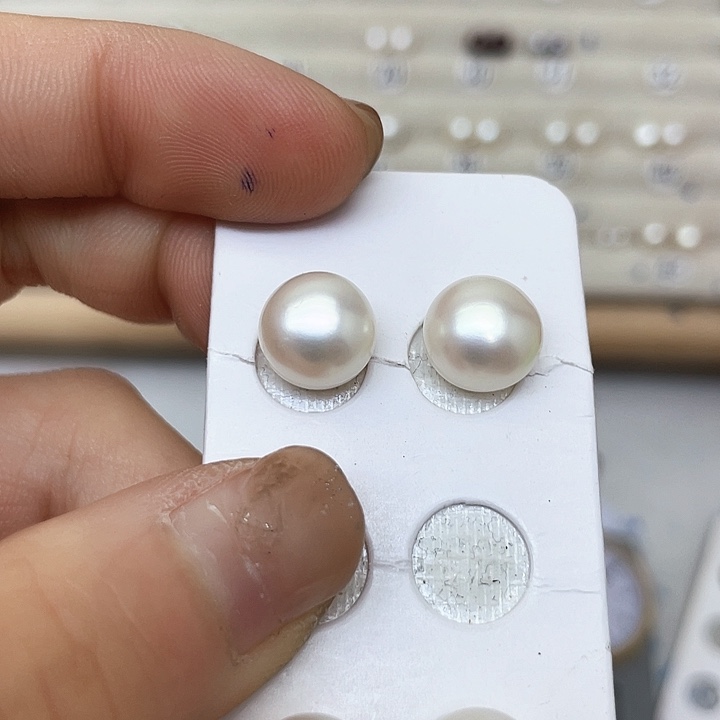 淡水珍珠耳饰银S925镶嵌小****?