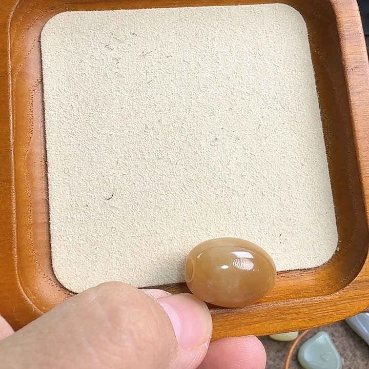 玉****和田玉未镶嵌吊坠(不含链)