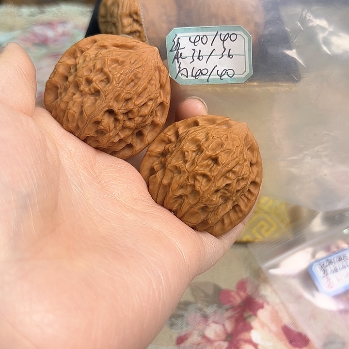 文玩核桃把件非嫁接将军帽