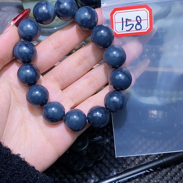 和田玉和田玉边角料随机发未镶嵌