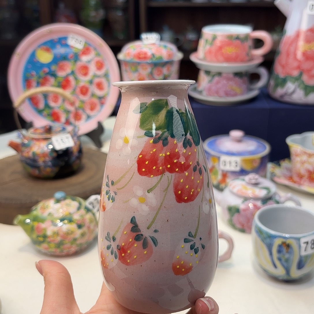 瓷片兔兔好可爱啊我