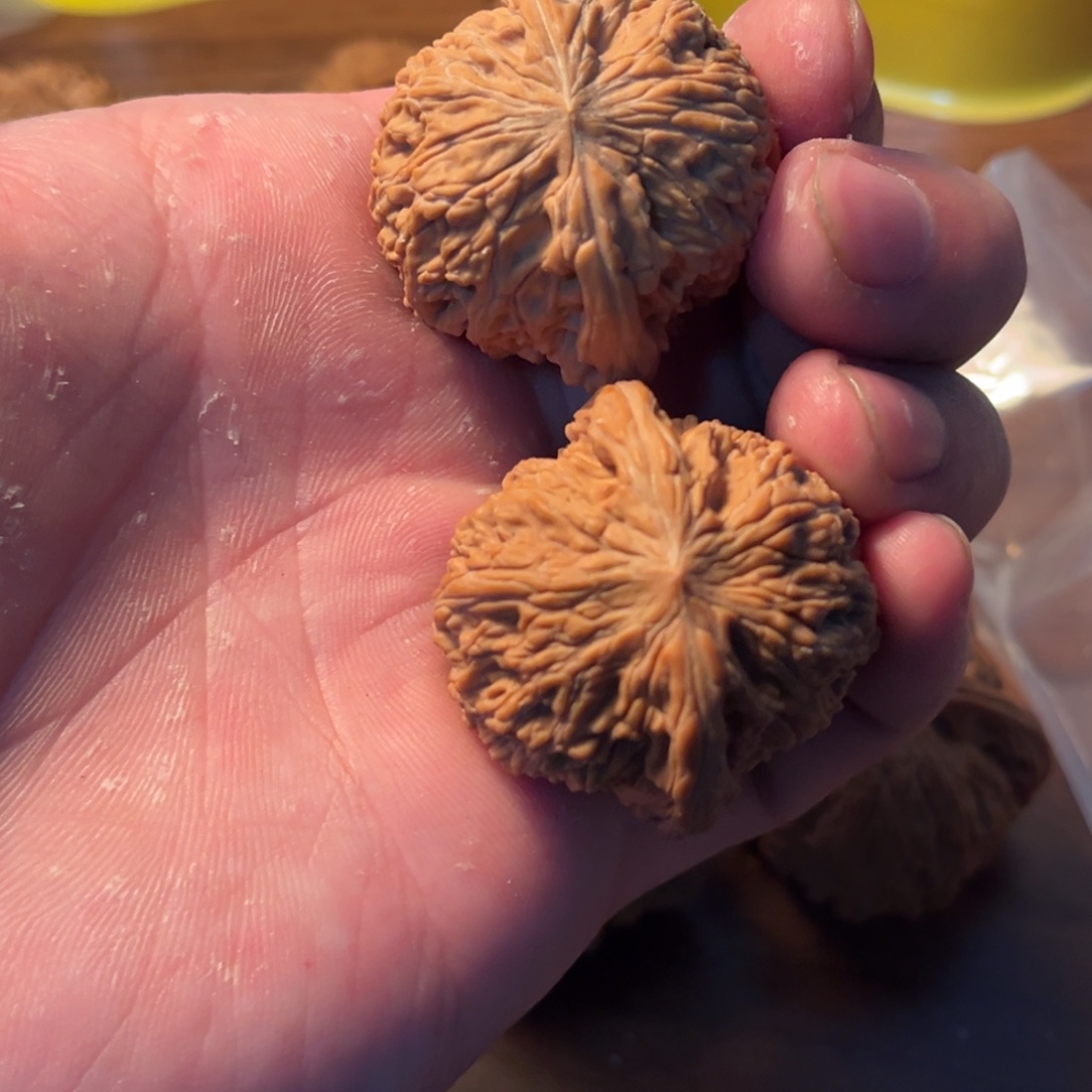 文玩核桃吊坠温*磨盘