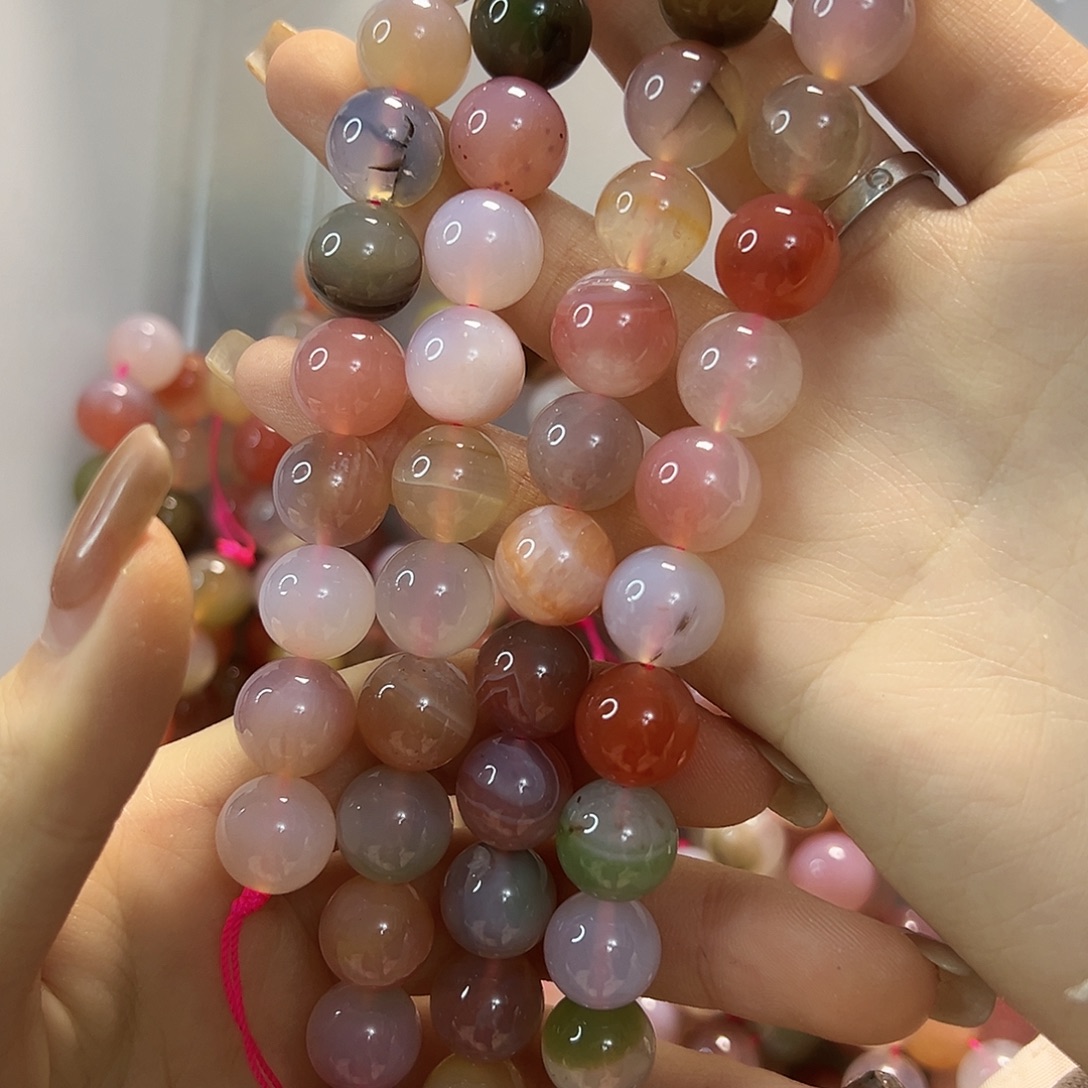 玛瑙/玉髓未镶嵌珠宝半成品卡12盐源玛瑙一条