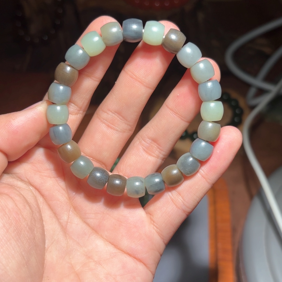 和田玉手链未镶嵌