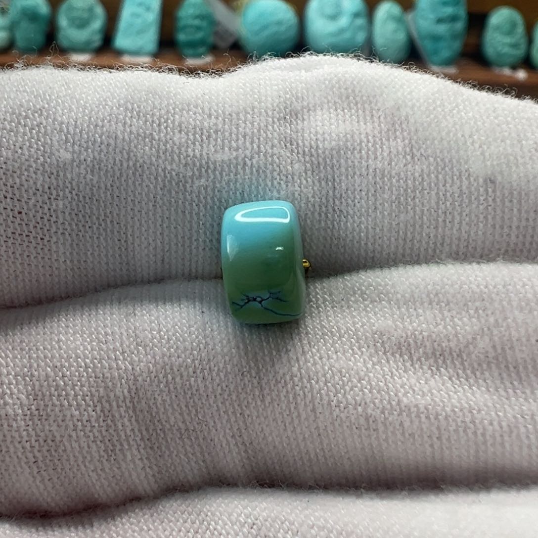 绿松石未镶嵌直切珠8.5mm