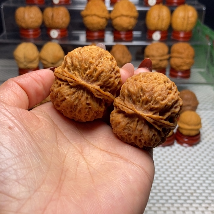 ꧁***꧂把件文玩核桃13龙鳞战甲