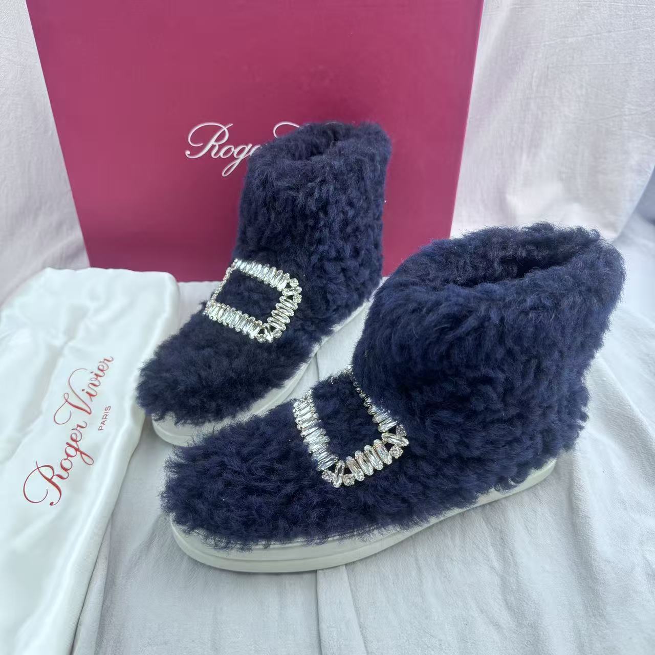 未使用 Roger Vivier/罗杰·维威耶 37码全套蓝色方扣水钻短靴1998