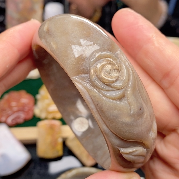 硅化珊瑚（珊瑚玉）手镯未镶嵌60