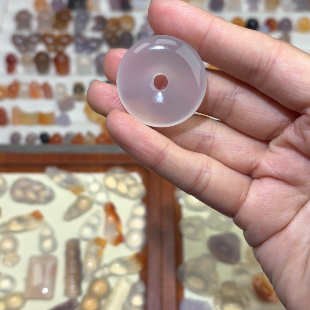 玛瑙/玉髓颈饰未镶嵌桃**打