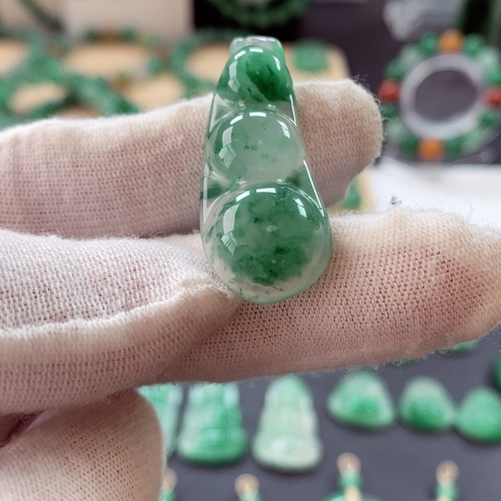 石英质玉吊坠(不含链)未镶嵌