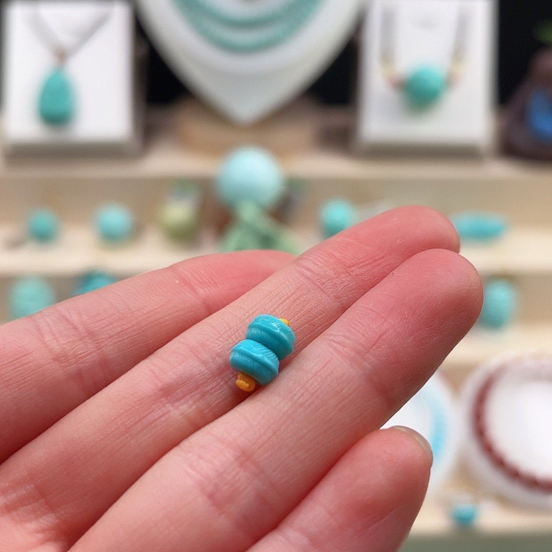 绿松石配饰未镶嵌