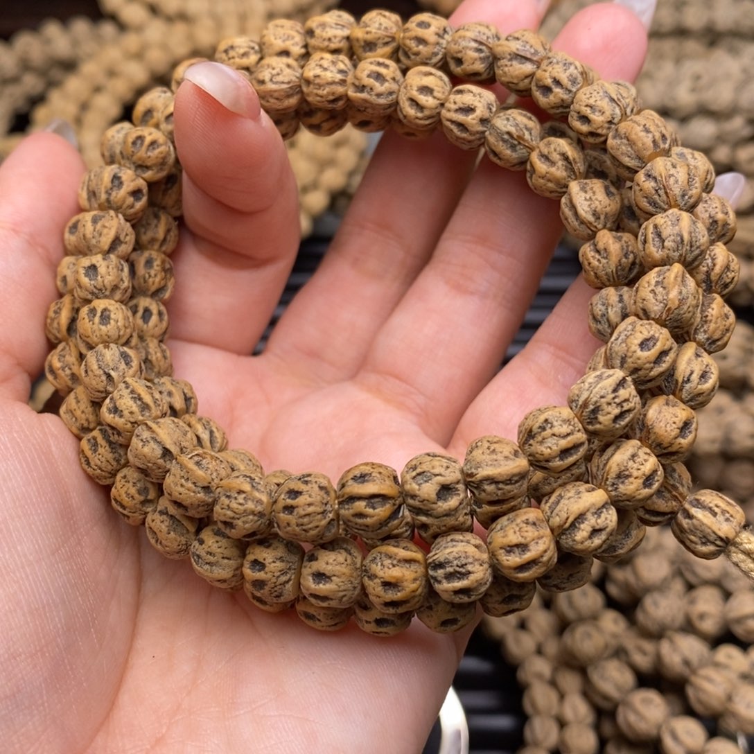 柏香籽/百香籽吊坠h****i