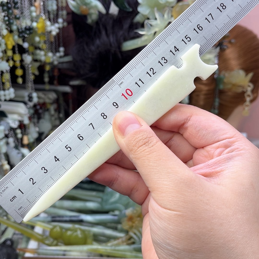 蛇纹石玉发饰未镶嵌默认微瑕岫玉发簪