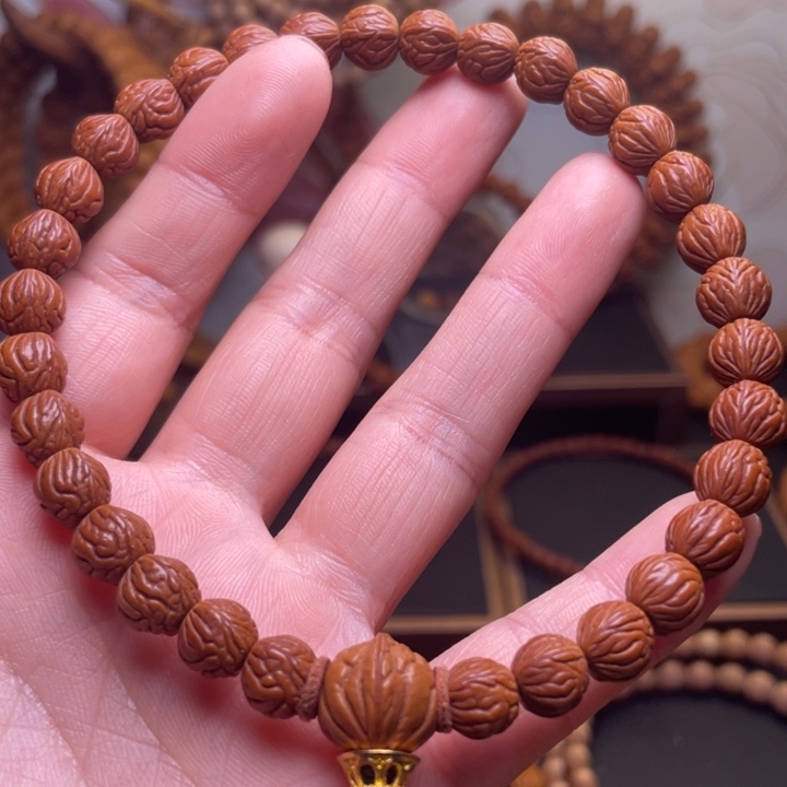 ****劲桃核吊坠龙文桃核