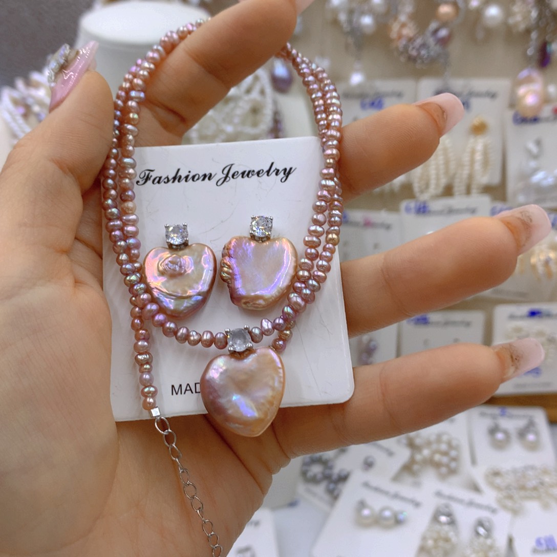 淡水珍珠耳饰。银S925镶嵌