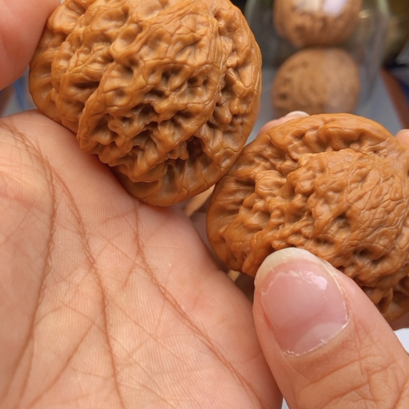 【闪购商品】文玩核桃把件悟*44金公子