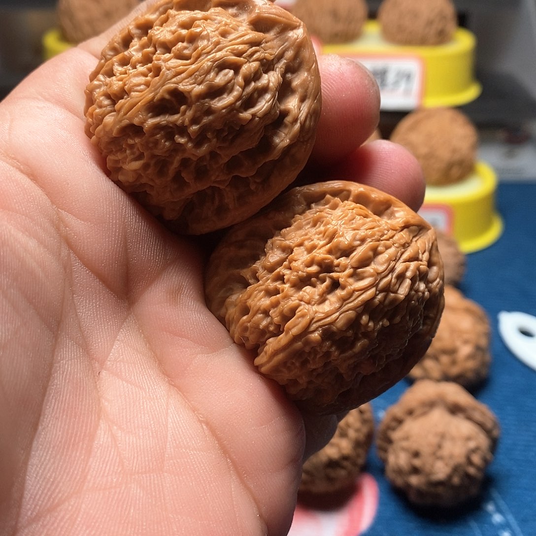 文玩核桃吊坠修尖打底涿鹿老树南疆石