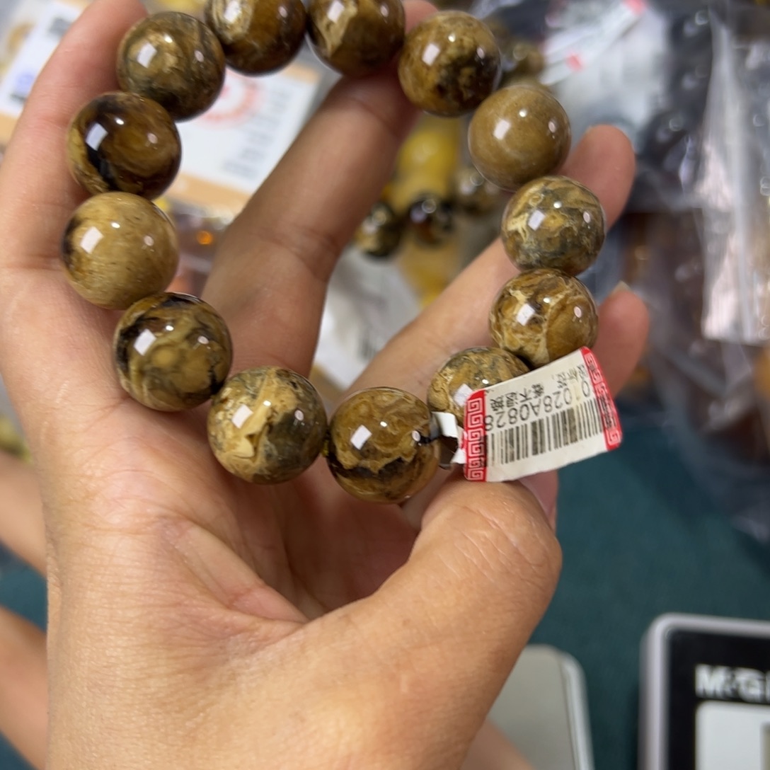 琥珀珠宝奇石未镶嵌658