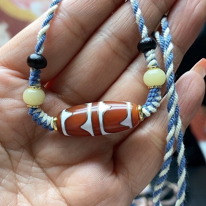 玛瑙/玉髓颈饰合金