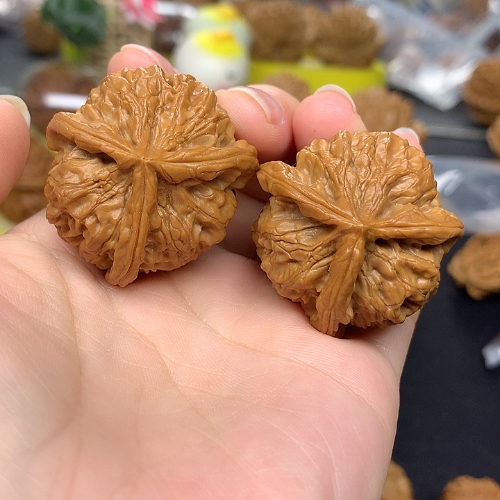 吊坠文玩核桃老**～36三棱