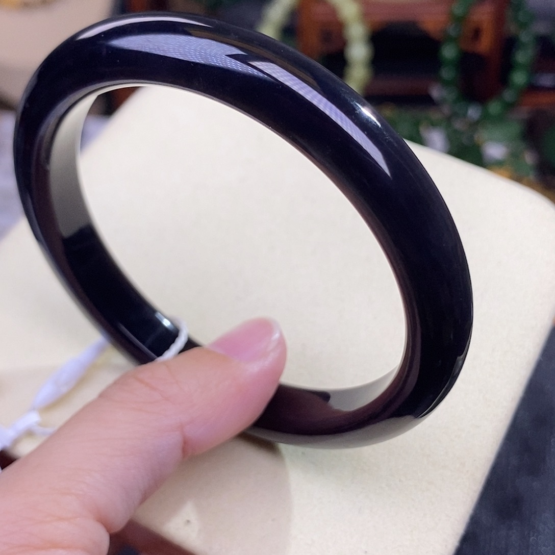 和田玉58 浓烟紫帝王紫脂膏级老料清货价未镶嵌