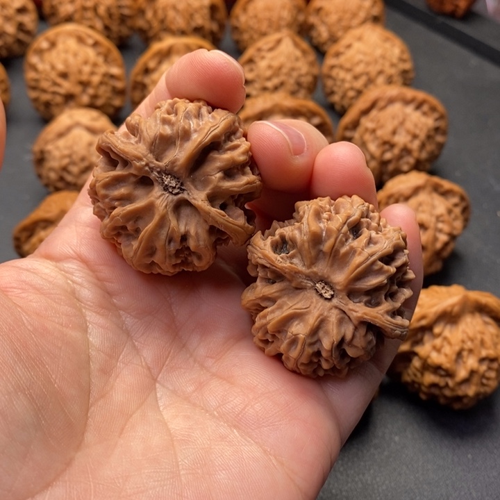 文玩核桃把件38尺苹果园