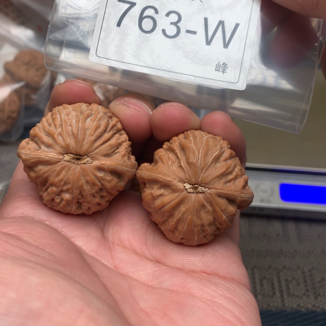 【闪购商品】文玩核桃吊坠大*铁锤36