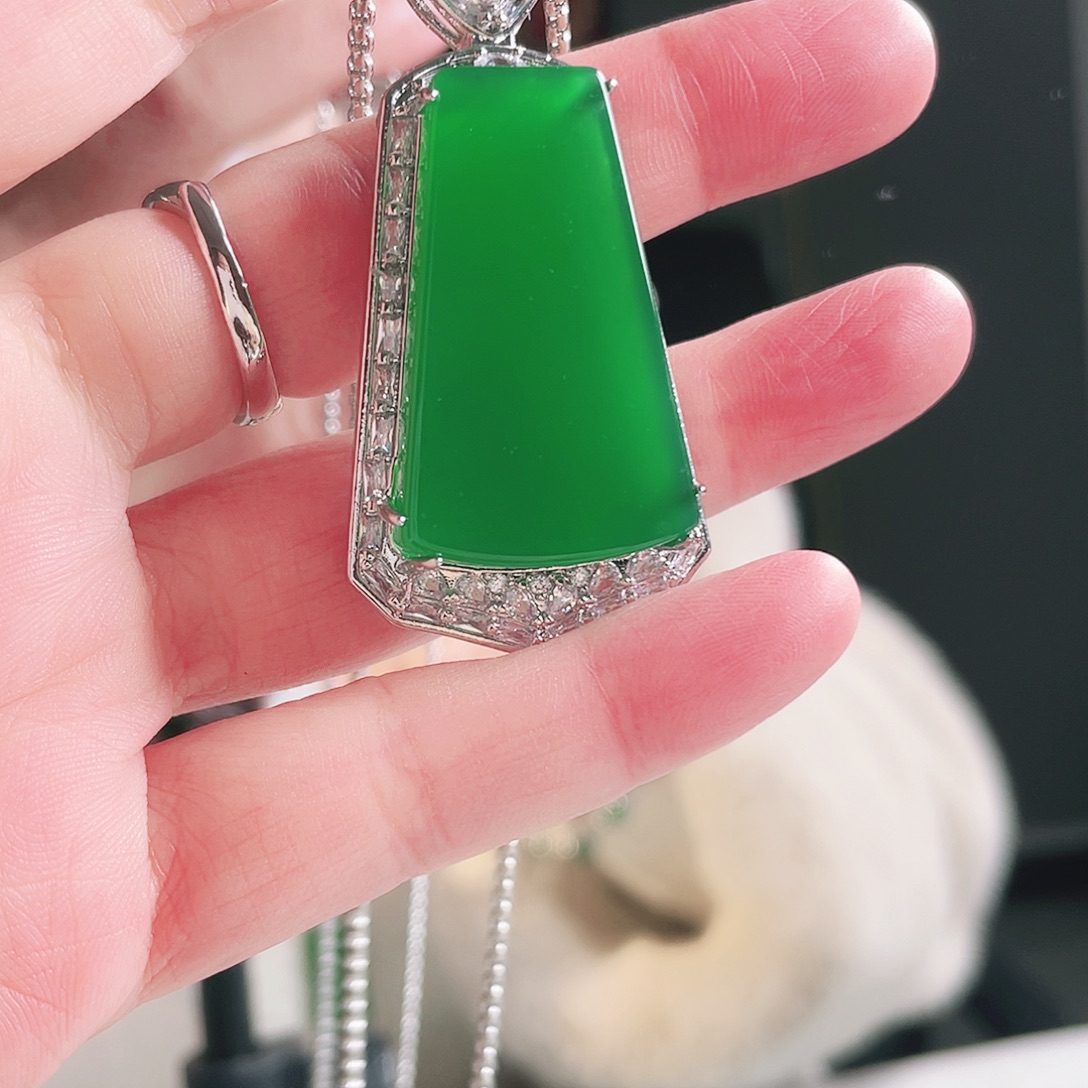 玛瑙/玉髓合金颈饰