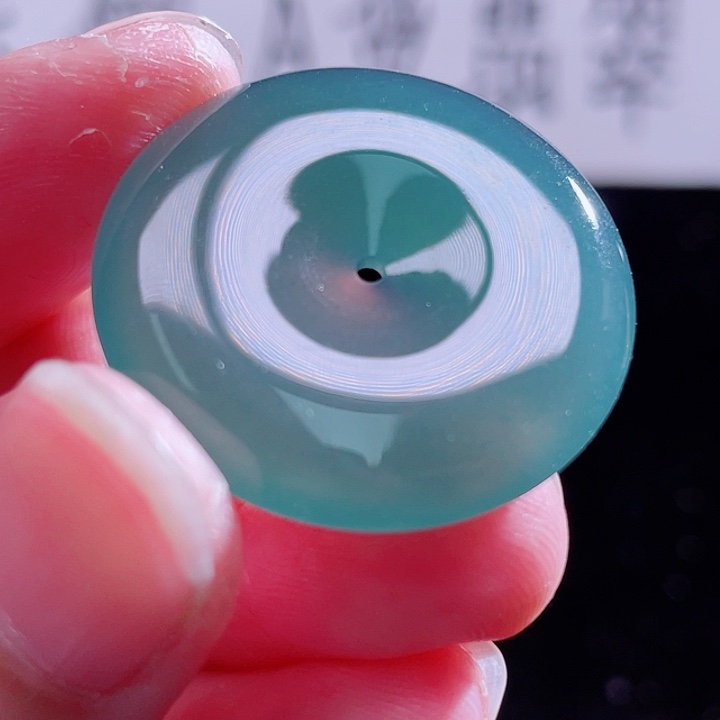 翡翠颈饰未镶嵌99999999999