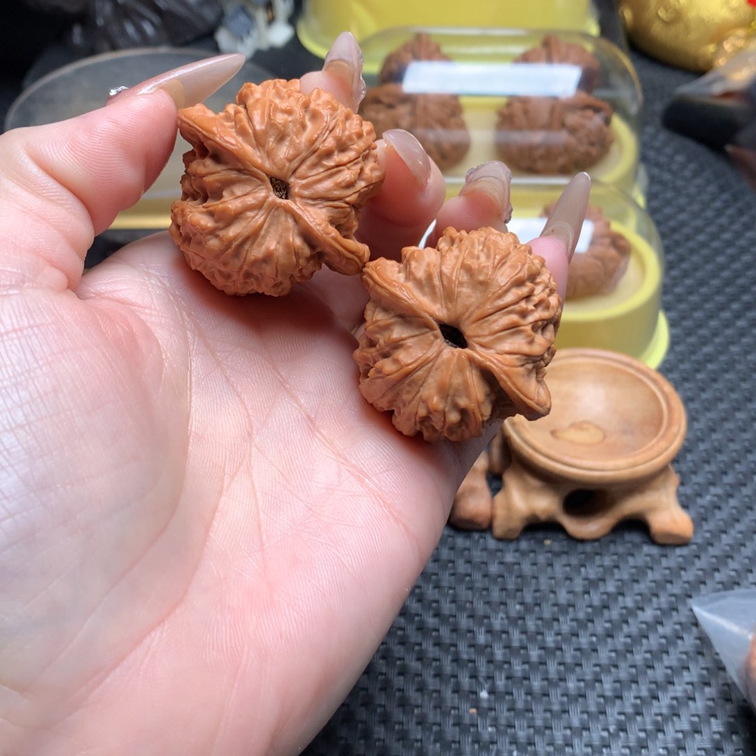 文玩核桃把件美****539血麒麟