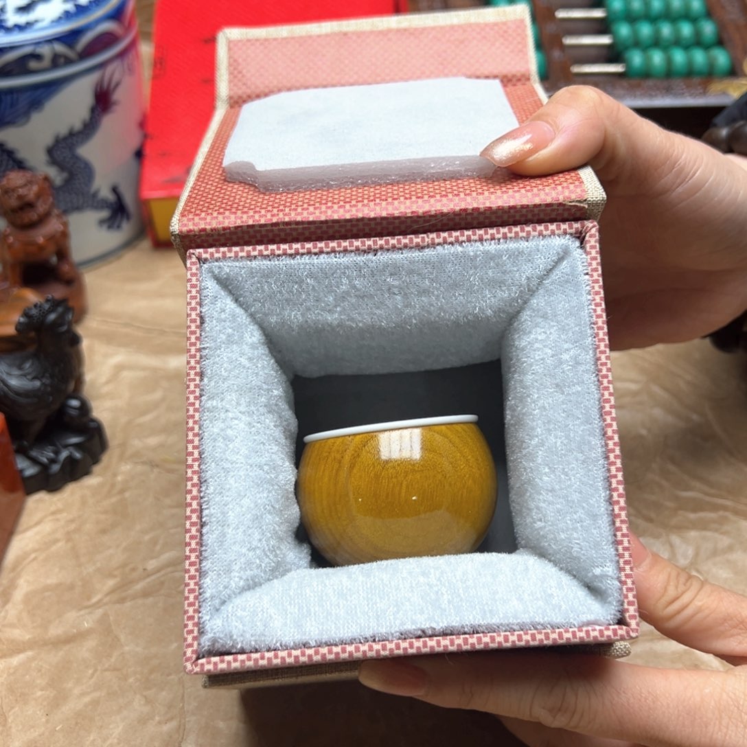 大叶紫檀（黑酸枝木类）