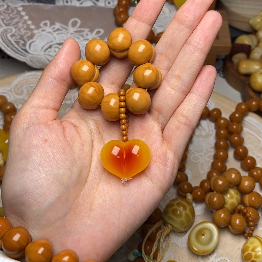 吊坠猴头核桃屁桃卡15