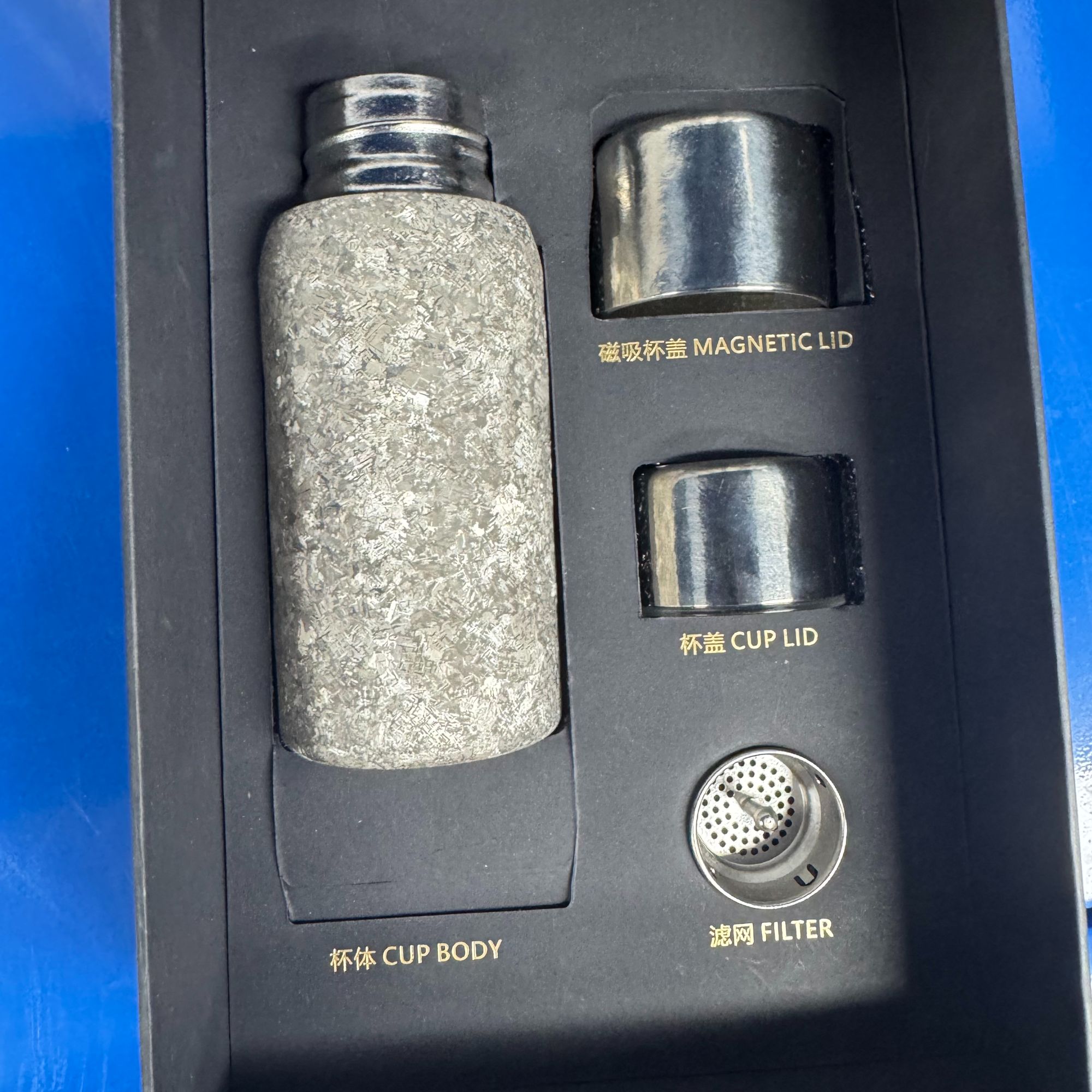 纯钛双盖磁吸水杯保温杯