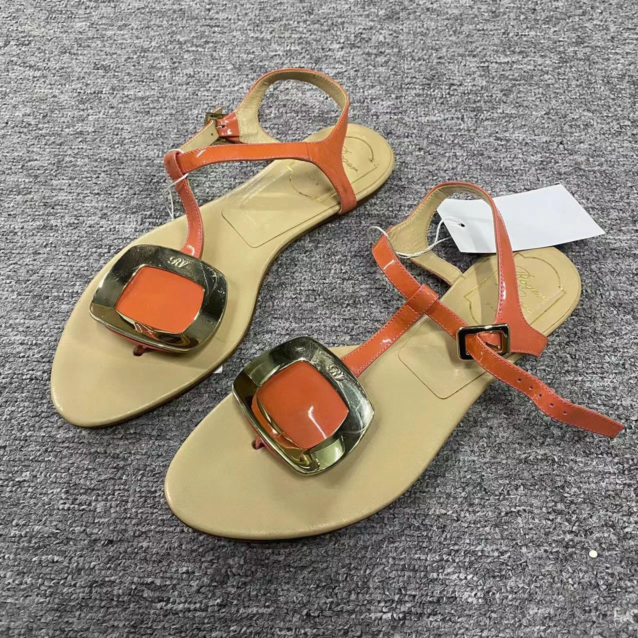99新 Roger Vivier/罗杰·维威耶 36.5码/橘黄色夹脚平底凉鞋1342